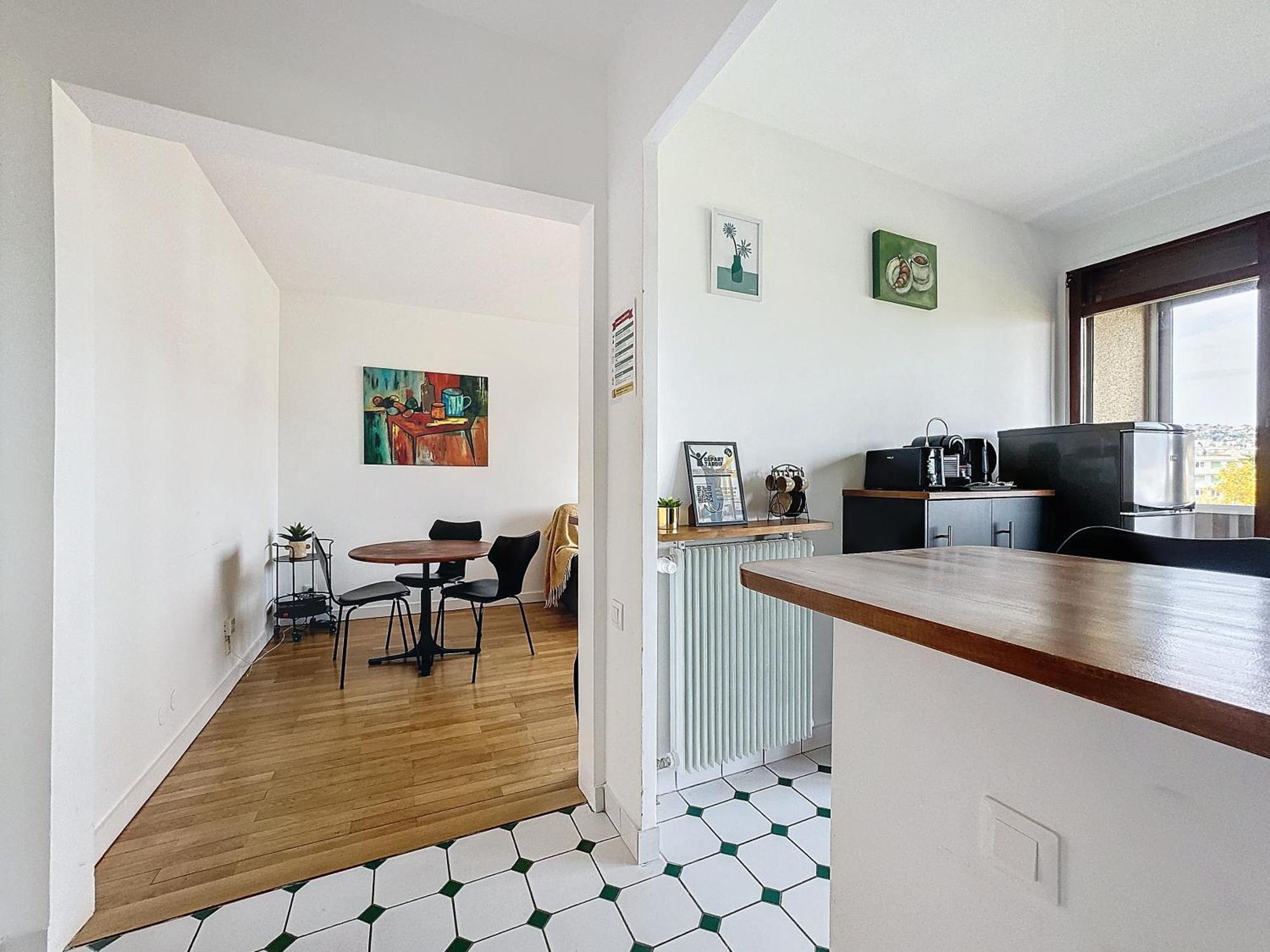 La Lassolas - Charmant T2 Avec Balcon Et Garage Chamalières Exterior foto